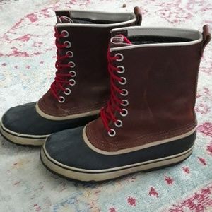 Sorel waterproof snow/rain boots
